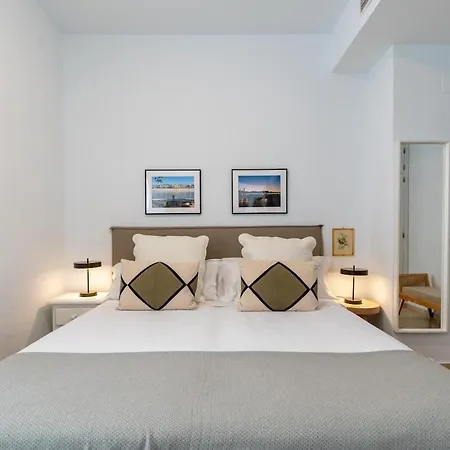 شقة One&lux Castilla إشبيلية