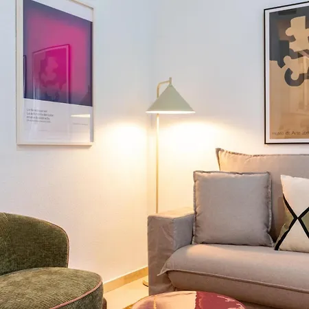 One&lux Castilla Seville